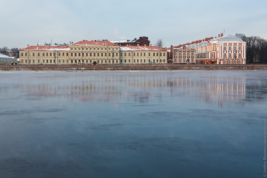 Зимний Санкт-Петербург мороз Нева пар закат